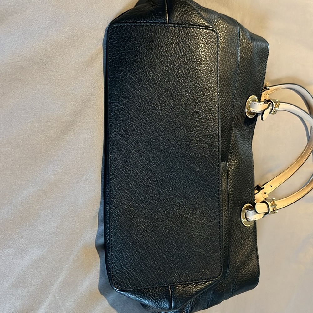 Michael Kors Bedford Medium Pebbled Leather Black Tote - Picture 5 of 10